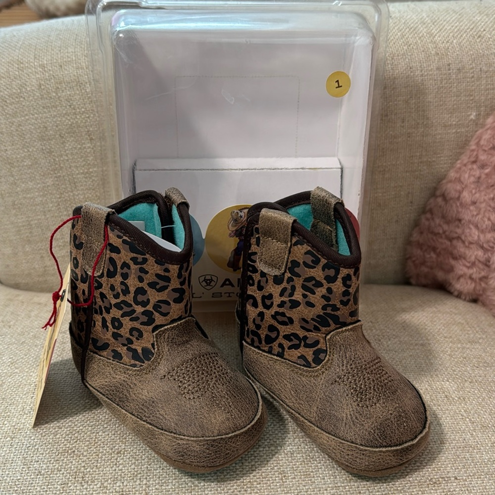Ariat Lil’ Stompers size 1 NWT